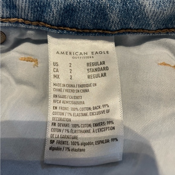 American Eagle - Strigid Mom Jean - Picture 10 of 12